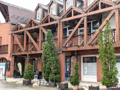 Eladó utcai bejáratú üzlethelység Debrecen