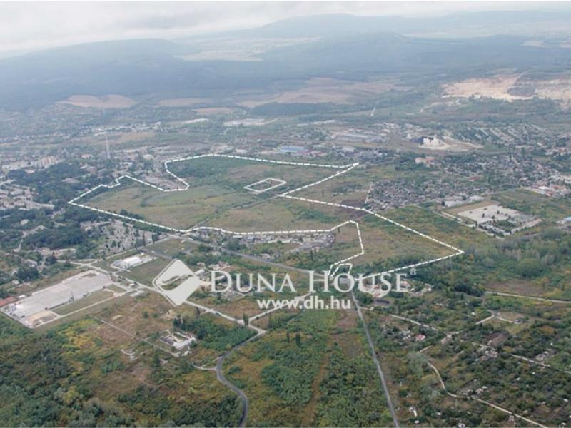 Eladó lakóövezeti telek Tatabánya