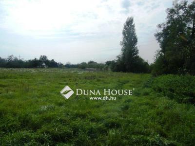 Eladó lakóövezeti telek Budapest