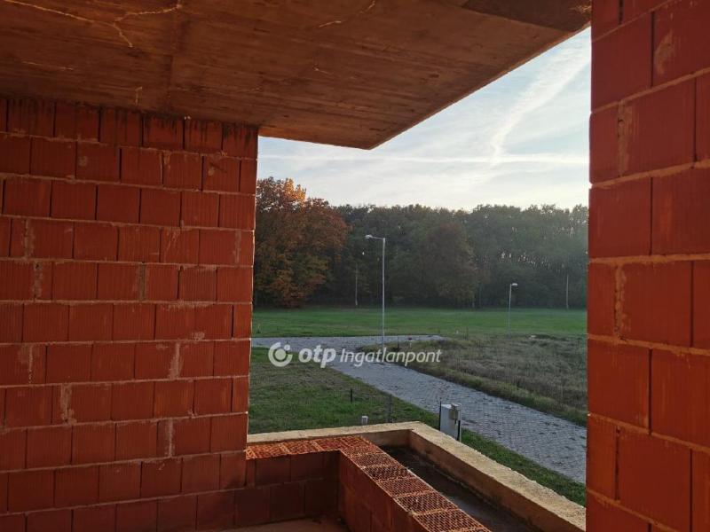 Eladó lakóövezeti telek Debrecen