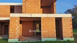 Eladó lakóövezeti telek Debrecen