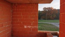 Eladó lakóövezeti telek Debrecen