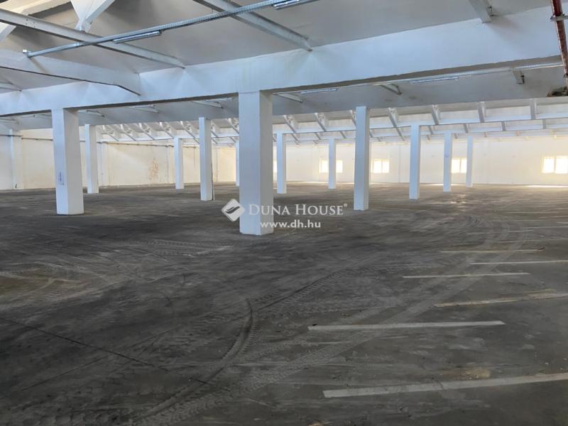 Kiadó raktár Tata
