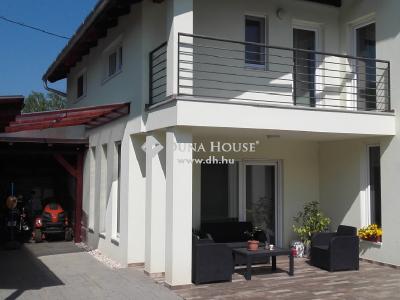 Eladó családi ház Hévíz