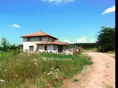 Eladó lakóövezeti telek Kerepes