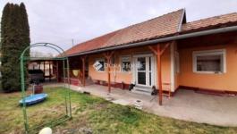 Eladó családi ház Tóalmás