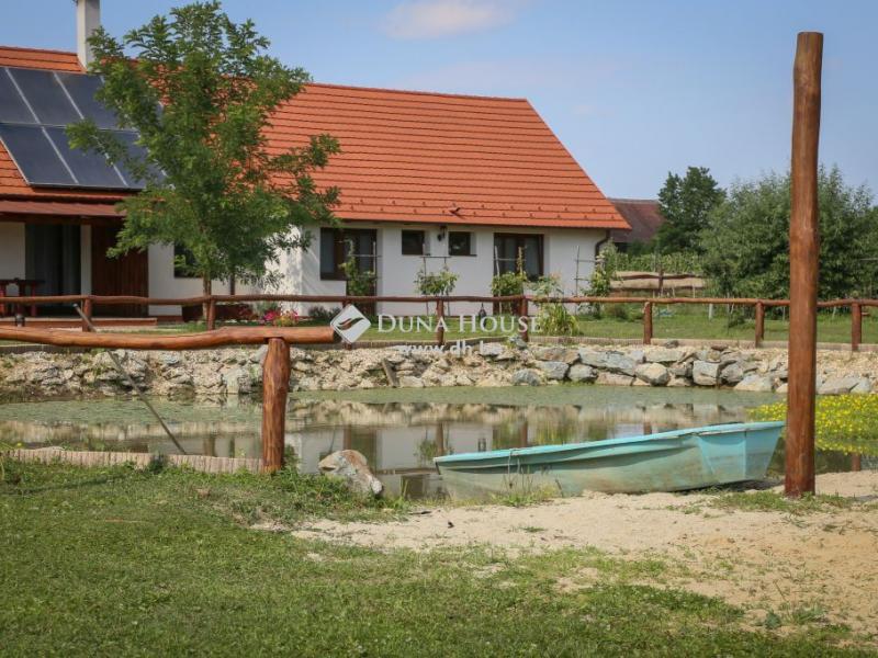 Eladó egyéb ipari ingatlan Pornóapáti
