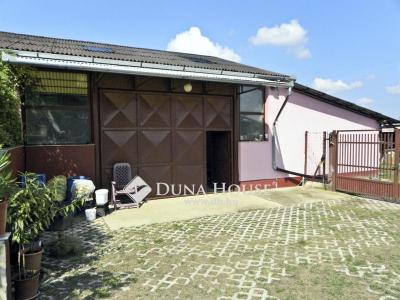 Eladó családi ház Tápiószecső