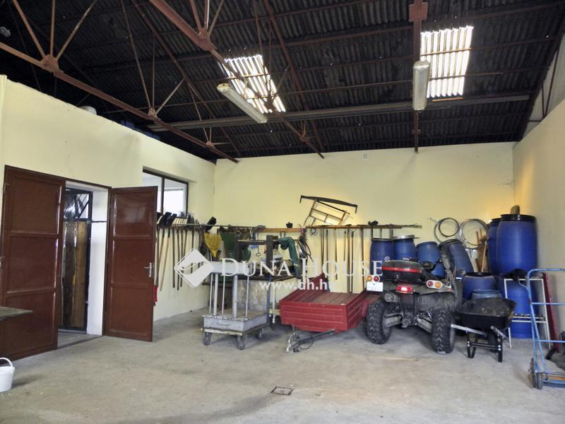 Eladó családi ház Tápiószecső