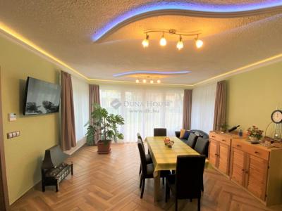 Eladó családi ház Balatonalmádi