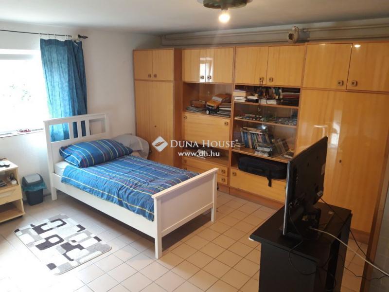 Eladó családi ház Csopak