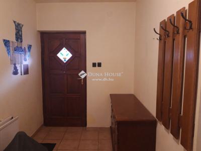 Eladó családi ház Csopak