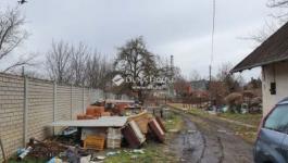 Eladó lakóövezeti telek Vác