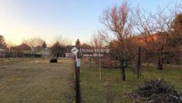 Eladó lakóövezeti telek Budapest