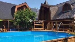 Eladó családi ház Balatonfenyves