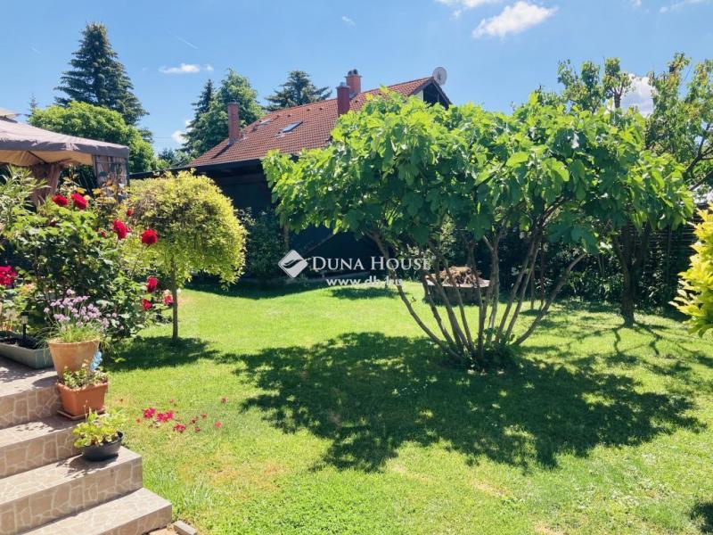 Eladó családi ház Budapest