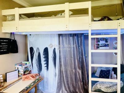 Eladó családi ház Budapest