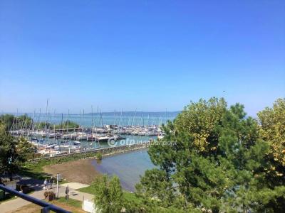 Eladó nyaraló Balatonfenyves