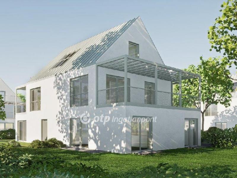 Eladó nyaraló Balatonkenese Balatonakarattya