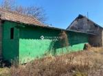 Eladó lakóövezeti telek Vác