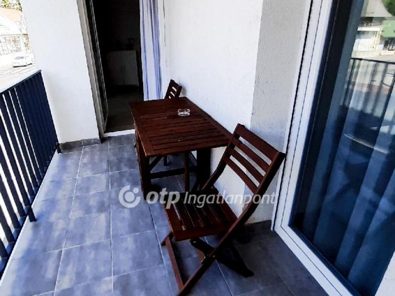 Eladó lakás Siófok