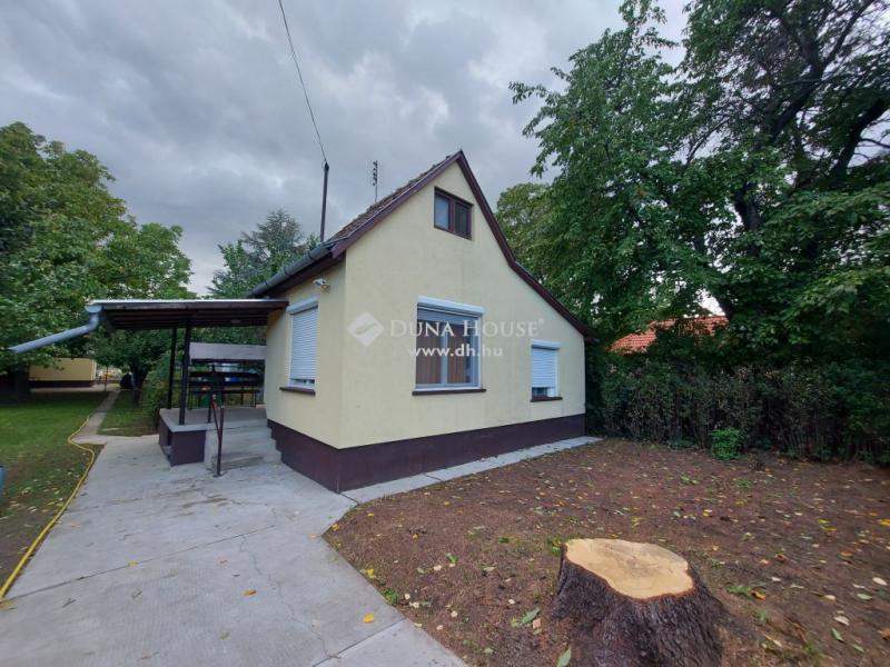Eladó nyaraló Szolnok