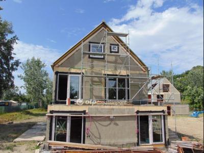 Eladó nyaraló Balatonkenese Balatonakarattya