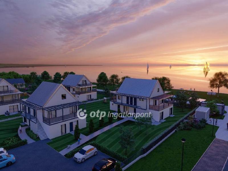 Eladó nyaraló Balatonkenese Balatonakarattya