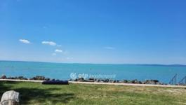 Eladó nyaraló Balatonkenese Balatonakarattya