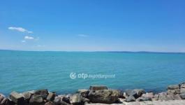 Eladó nyaraló Balatonkenese Balatonakarattya