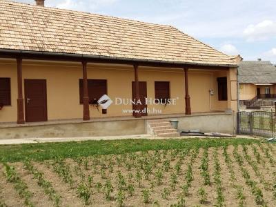 Eladó családi ház Geresdlak