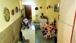 Eladó lakás Komló