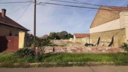 Eladó telek Csongrád