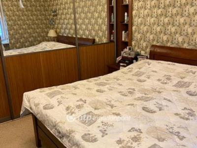 Eladó családi ház Győr