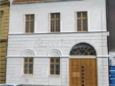Eladó családi ház - 7621 Pécs, Király utca
