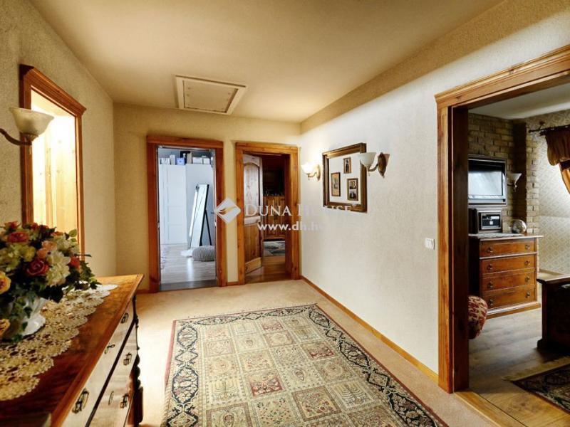 Eladó családi ház Bonyhád