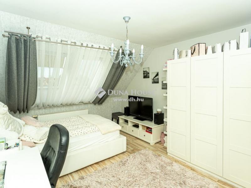 Eladó családi ház Bonyhád