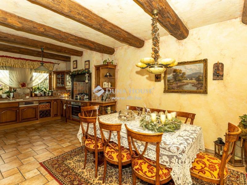 Eladó családi ház Bonyhád