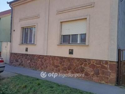 Eladó családi ház Kaposvár