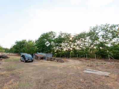 Eladó lakóövezeti telek Dabas