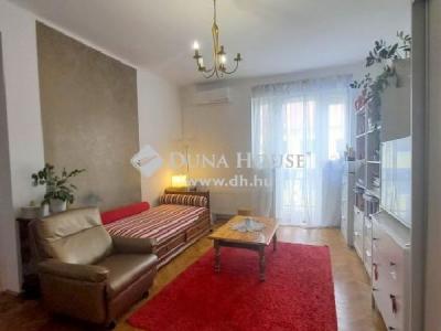Eladó lakás Pécs