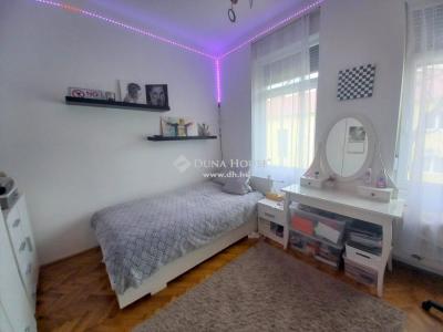 Eladó lakás Pécs