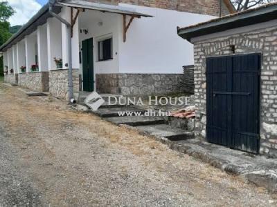 Eladó családi ház Dunaalmás