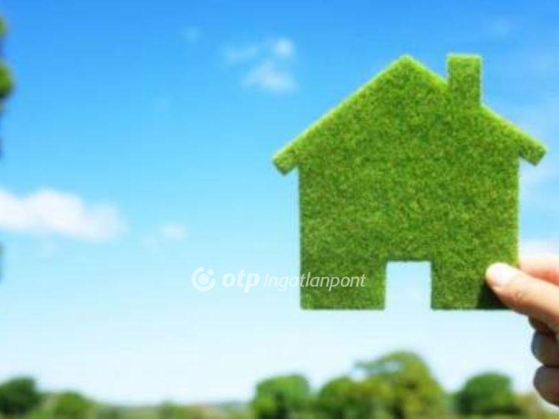 Eladó lakóövezeti telek Martfű