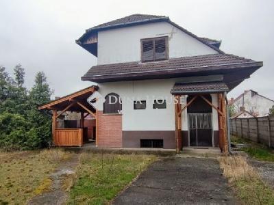 Eladó családi ház Kecskemét