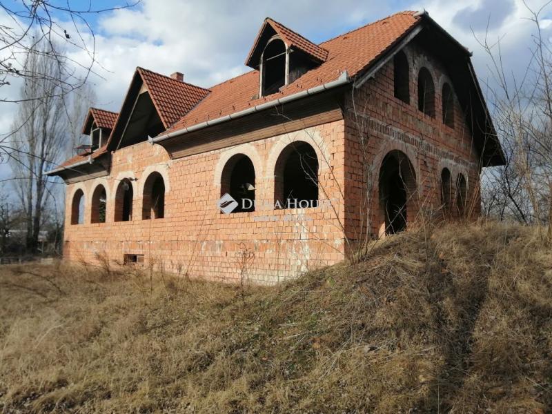 Eladó családi ház Kecskemét
