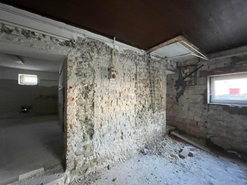 Eladó szálloda, hotel, panzió Izsák
