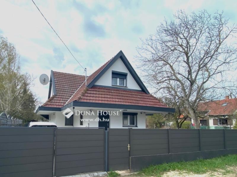 Eladó nyaraló Siófok