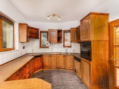 Eladó családi ház Budapest