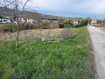 Eladó lakóövezeti telek Esztergom